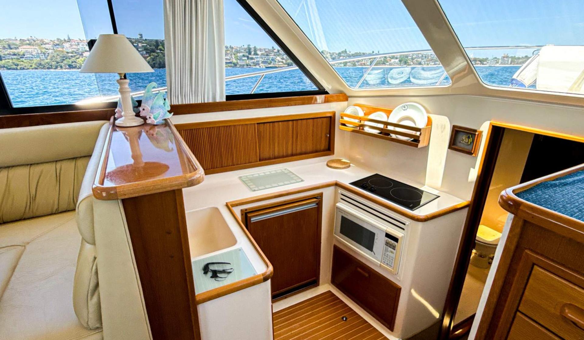 Riviera 36 Flybridge 1996 Model - Photo 20