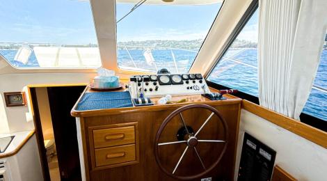 Riviera 36 Flybridge 1996 Model - Thumbnail 31