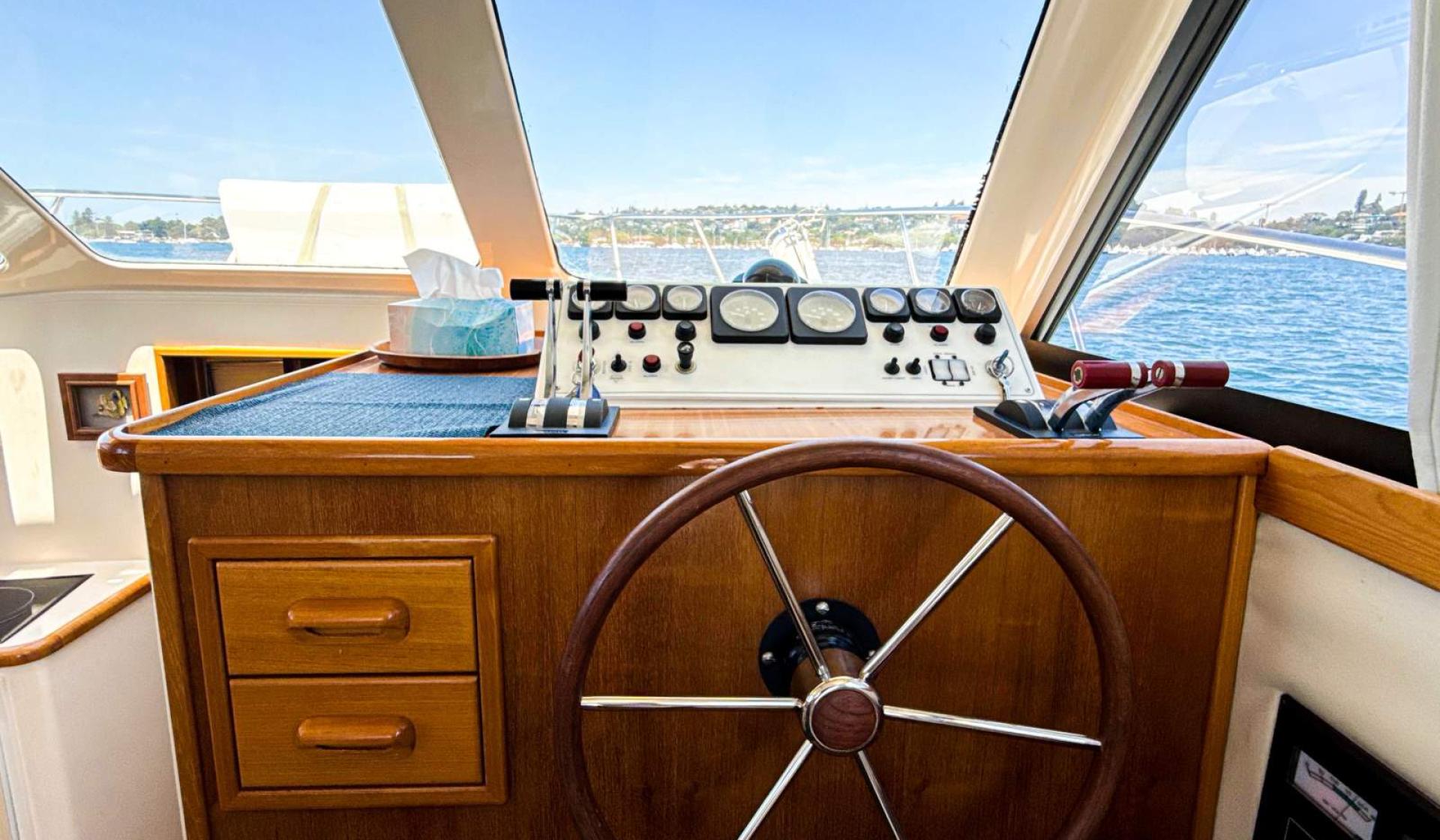 Riviera 36 Flybridge 1996 Model - Photo 22