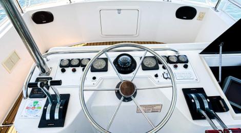 Riviera 36 Flybridge 1996 Model - Thumbnail 31