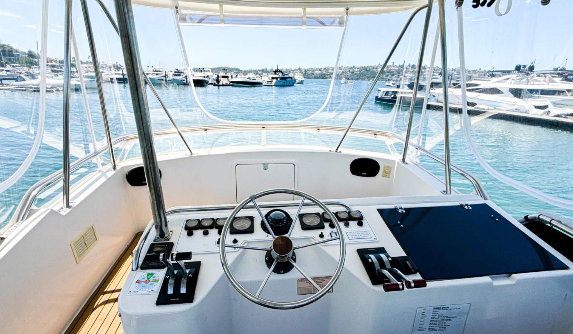 Riviera 36 Flybridge 1996 Model - Photo 27