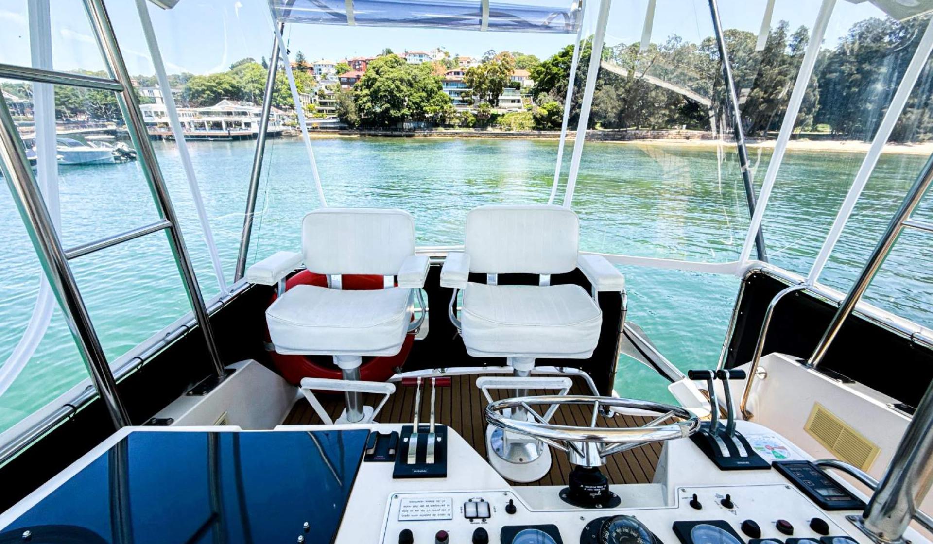 Riviera 36 Flybridge 1996 Model - Photo 31