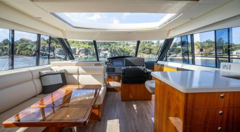 Riviera 5400 Sport Yacht - Thumbnail 49