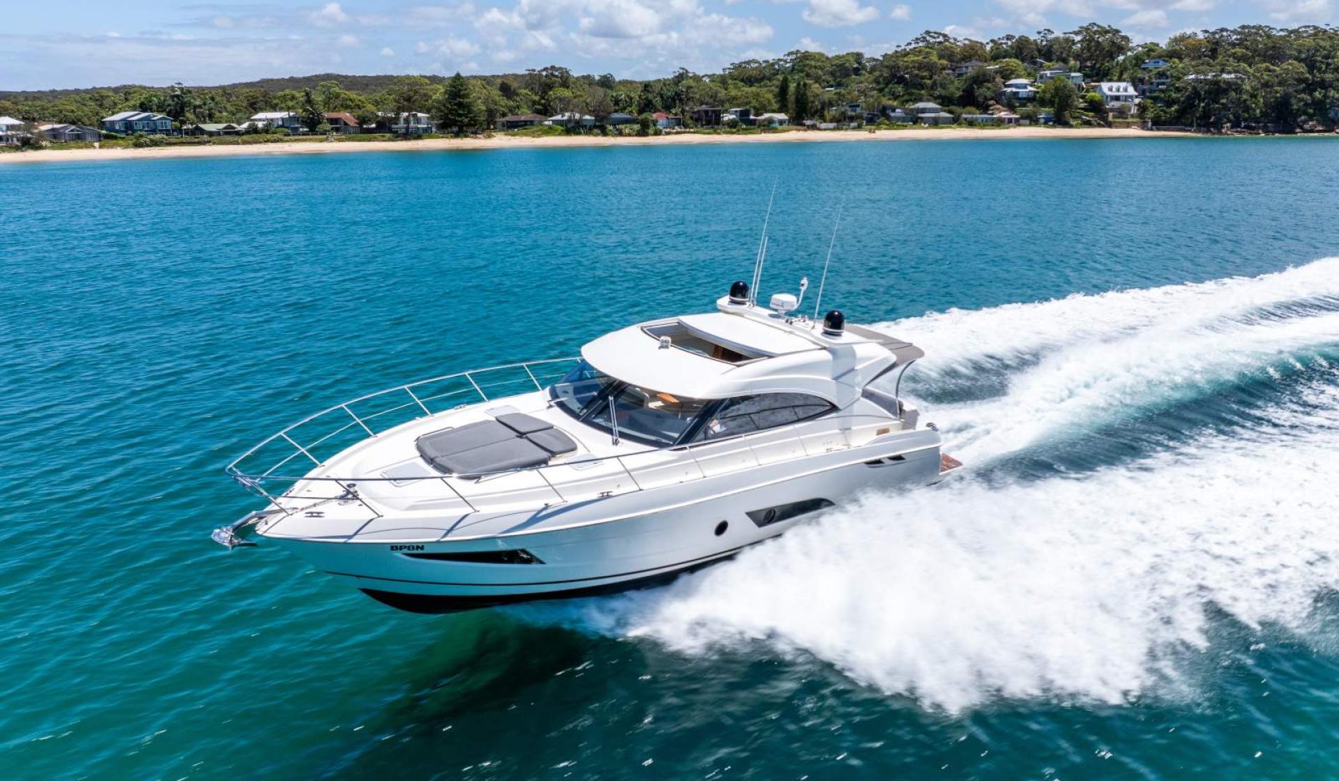 Riviera 4800 Sport Yacht - Photo 4