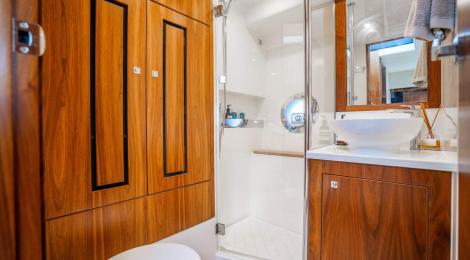 Riviera 4800 Sport Yacht - Thumbnail 50