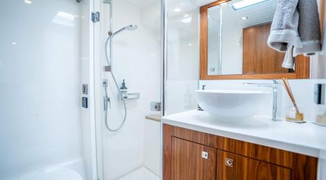 Riviera 4800 Sport Yacht - Thumbnail 50