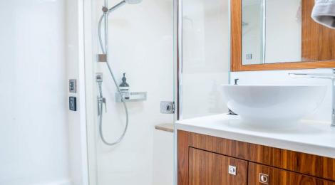 Riviera 4800 Sport Yacht - Thumbnail 50