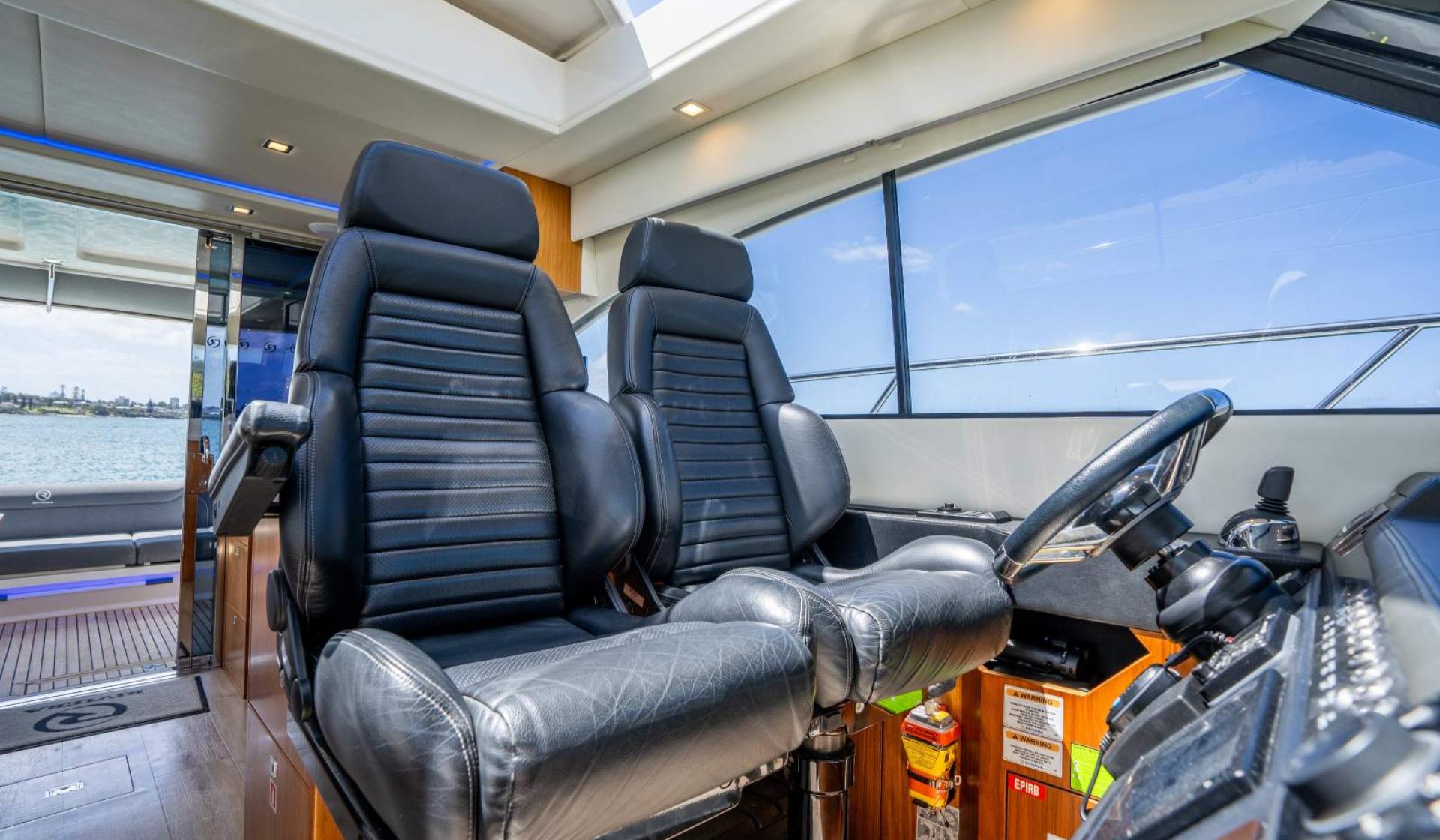 Riviera 4800 Sport Yacht - Photo 50