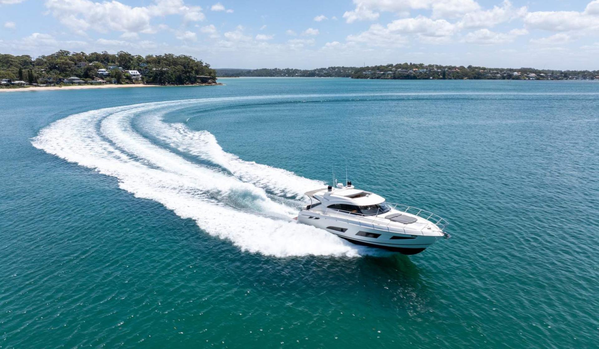 Riviera 4800 Sport Yacht - Photo 6