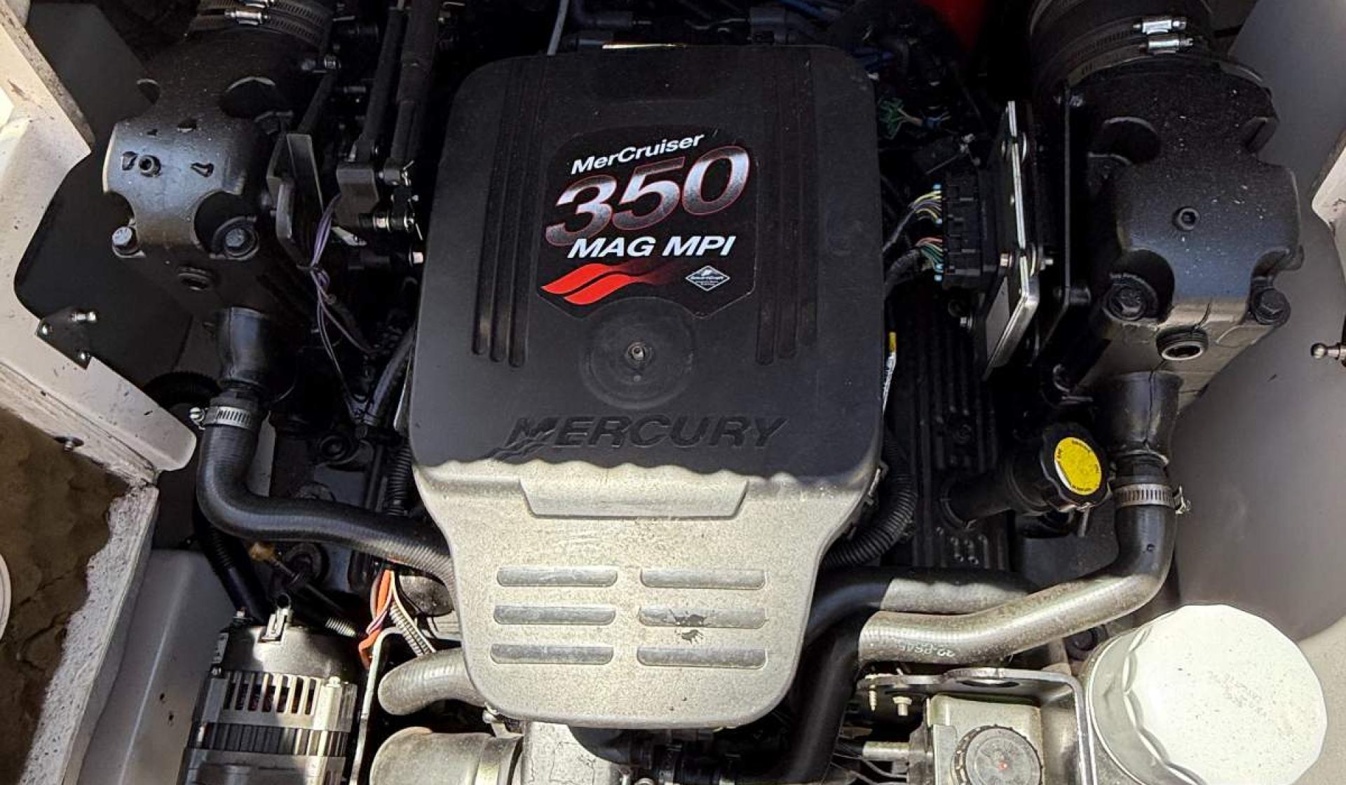 Sea Ray 220 Sundeck - Photo 5