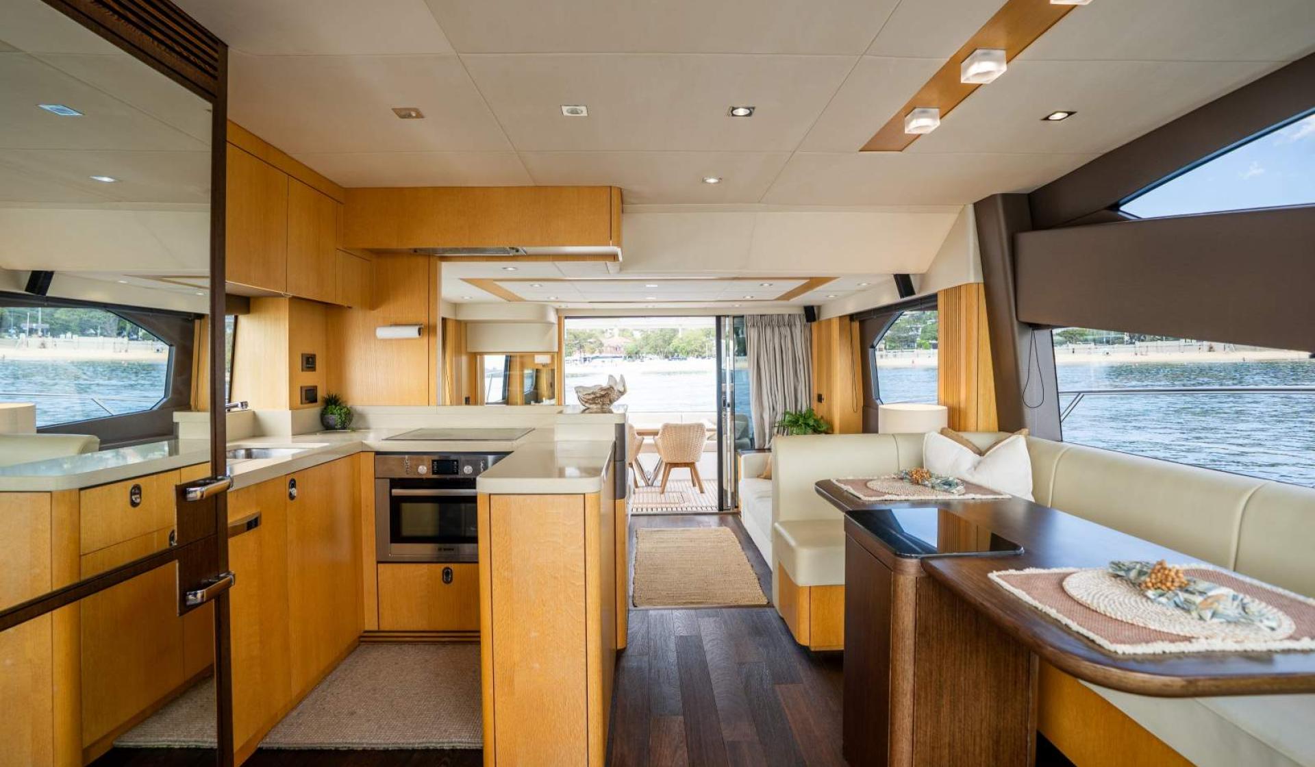 Sunseeker Manhattan 65 - Photo 12