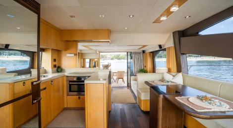 Sunseeker Manhattan 65 - Thumbnail 31