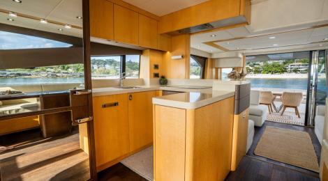 Sunseeker Manhattan 65 - Thumbnail 31