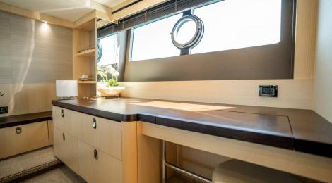 Sunseeker Manhattan 65 - Thumbnail 31