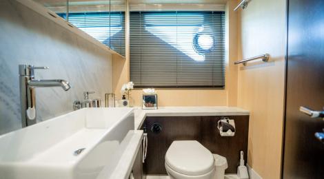 Sunseeker Manhattan 65 - Thumbnail 31