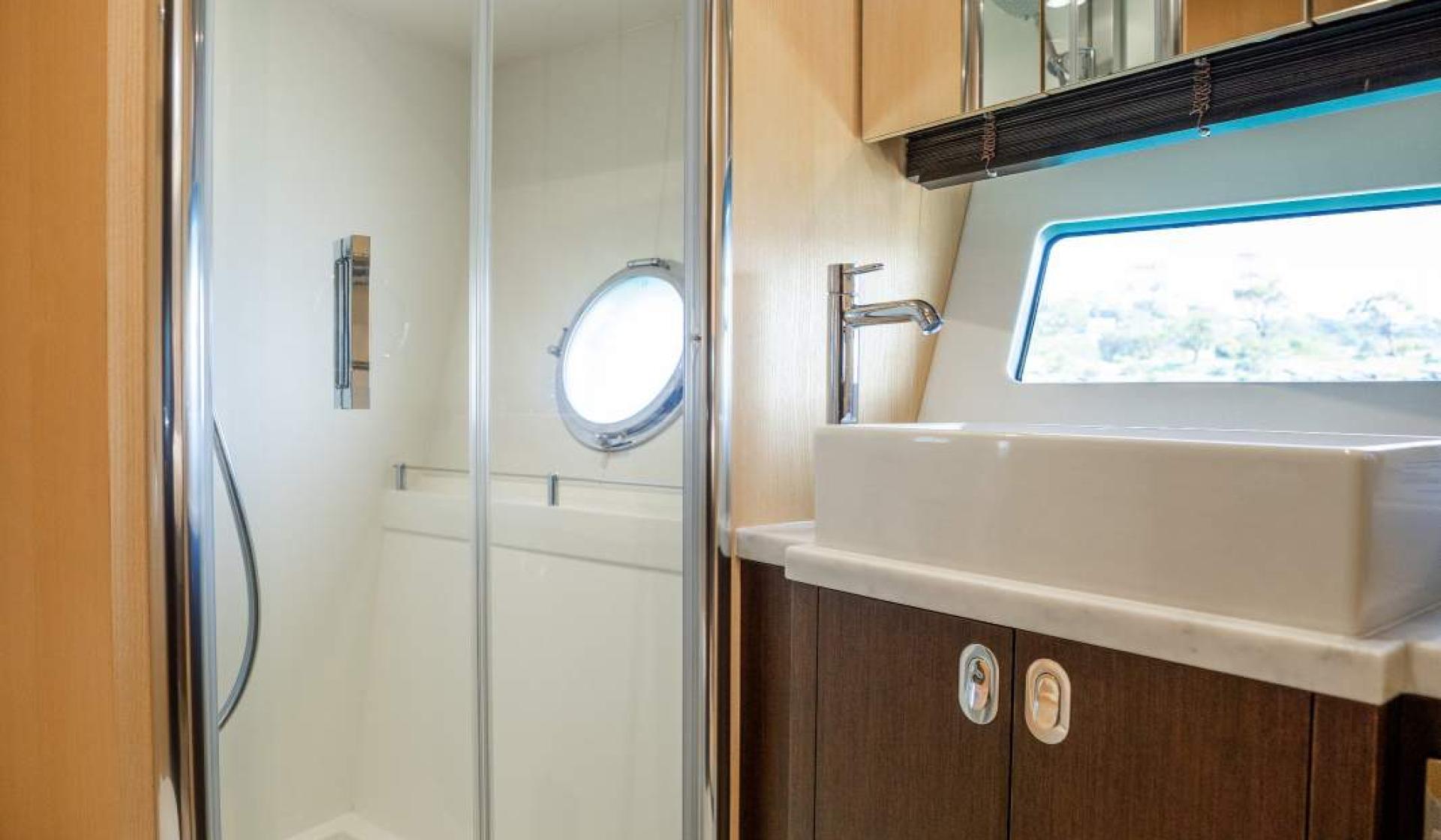 Sunseeker Manhattan 65 - Photo 25