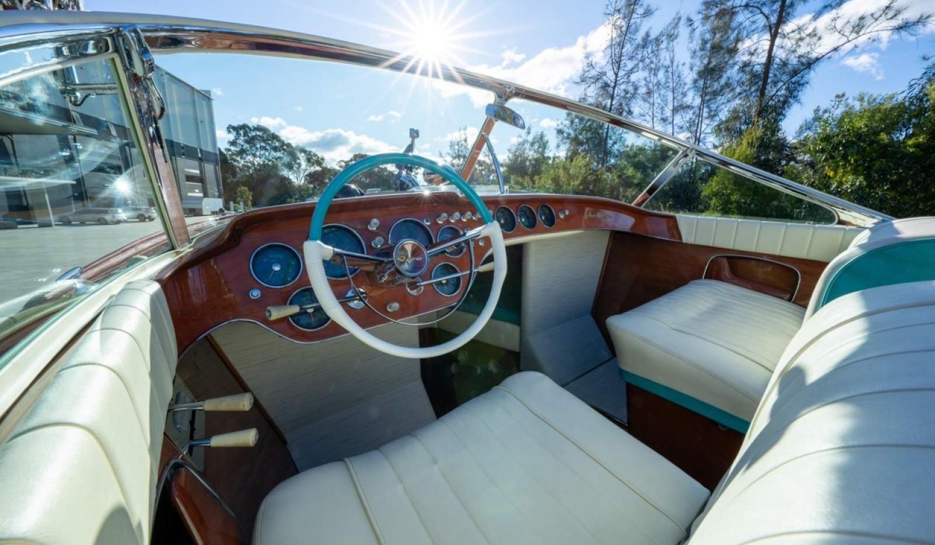 Riva Super Aquarama 29 - Photo 21