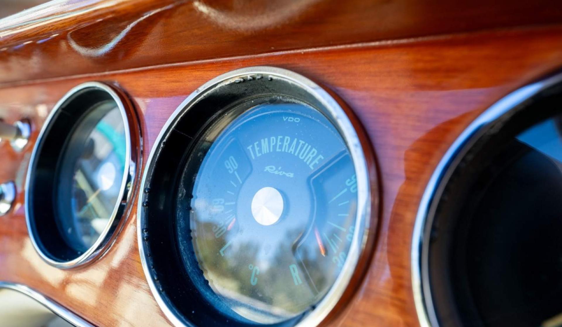 Riva Super Aquarama 29 - Photo 27