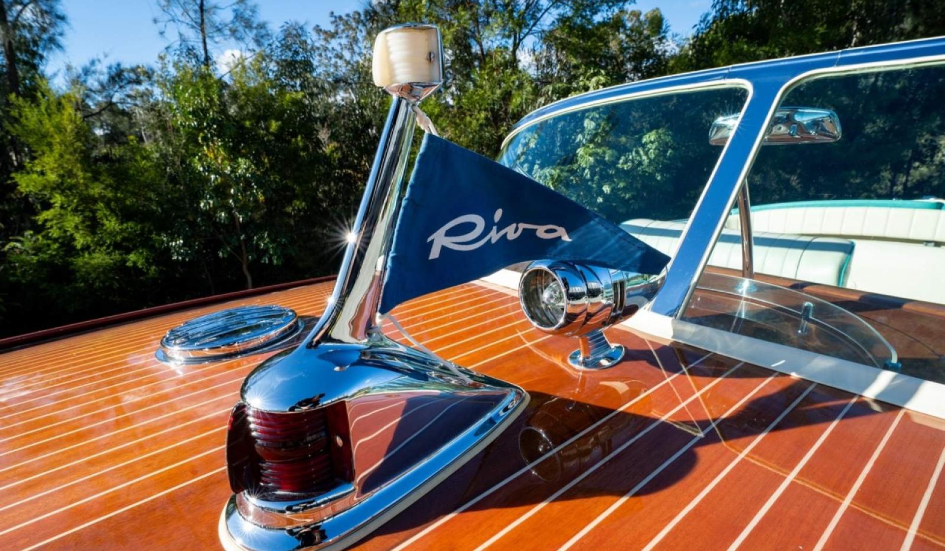 Riva Super Aquarama 29 - Photo 36