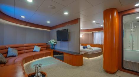 Incat Crowther 37 Metre Power Catamaran - Thumbnail 35