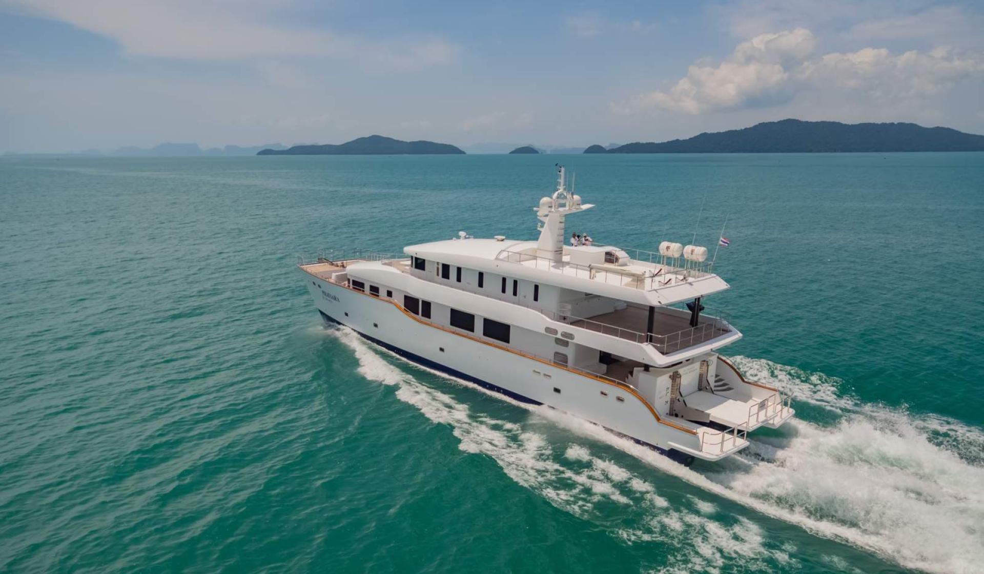 Incat Crowther 37 Metre Power Catamaran - Photo 3