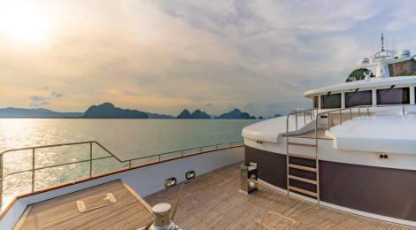 Incat Crowther 37 Metre Power Catamaran - Thumbnail 35