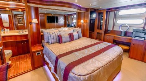 Hampton 680 Pilothouse Motor Yacht - Thumbnail 22