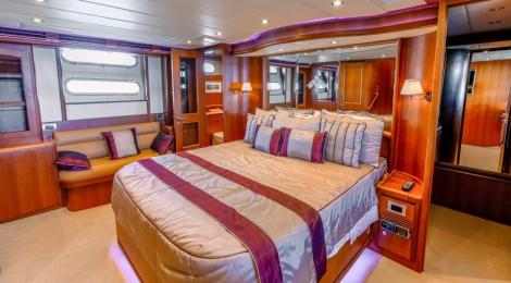 Hampton 680 Pilothouse Motor Yacht - Thumbnail 22