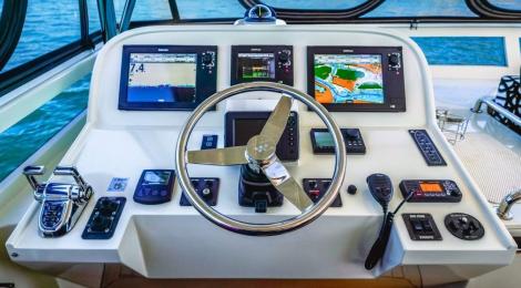 Hampton 680 Pilothouse Motor Yacht - Thumbnail 22