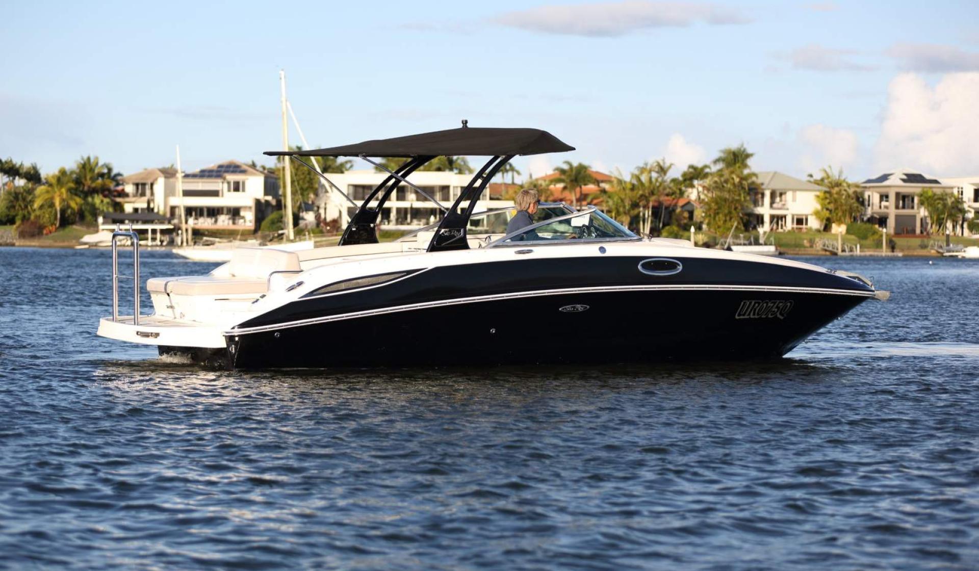 Sea Ray 280 Sundeck - Photo 16