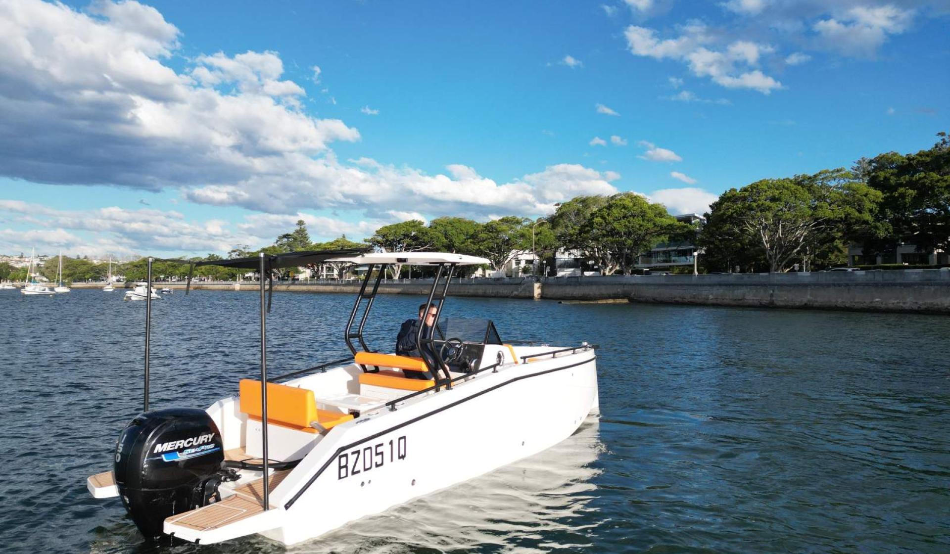 Custom 7.5m Sport Fishing Boat - Photo 5