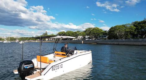 Custom 7.5m Sport Fishing Boat - Thumbnail 13