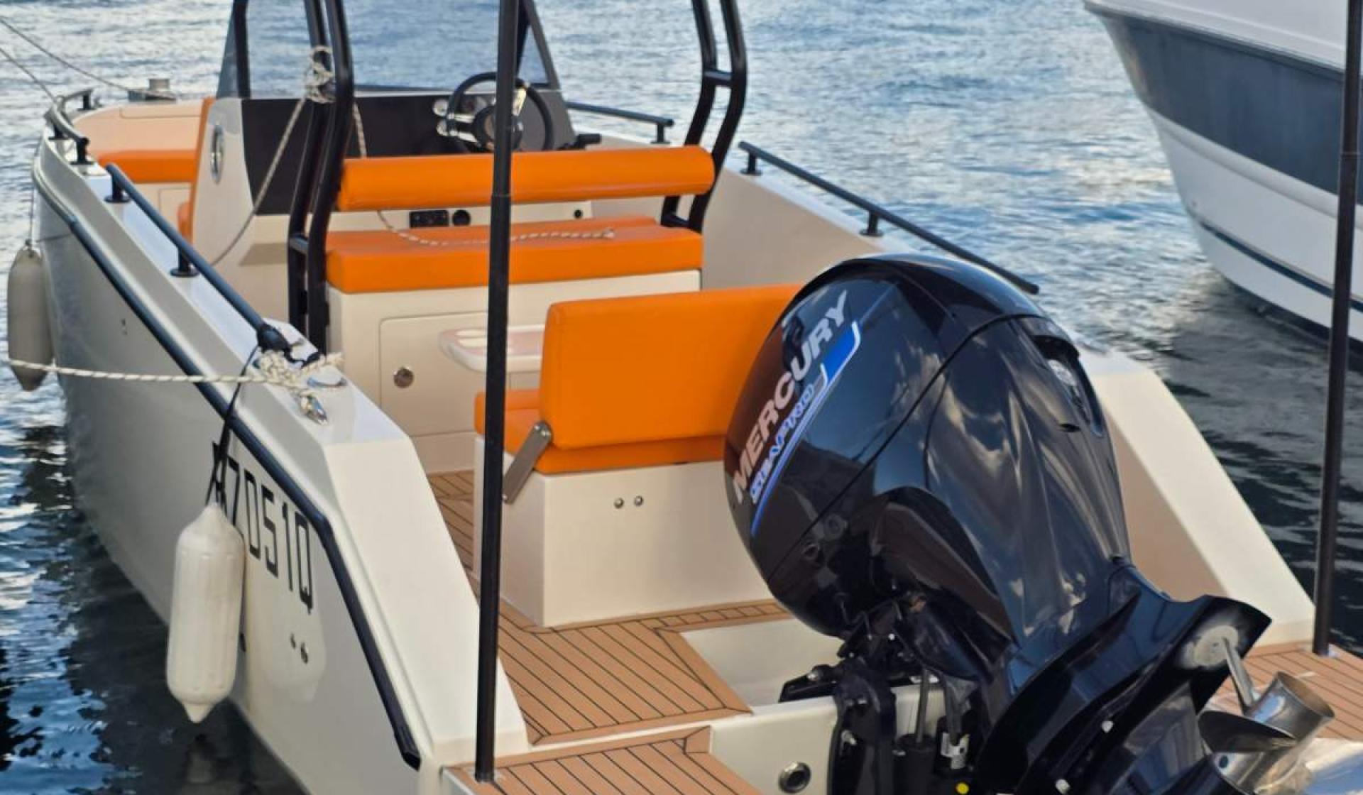 Custom 7.5m Sport Fishing Boat - Photo 7