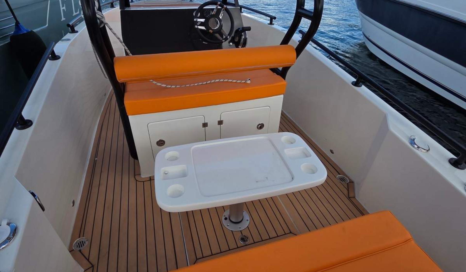 Custom 7.5m Sport Fishing Boat - Photo 8