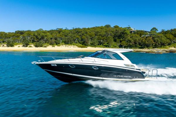 Regal 35 Sports Coupe