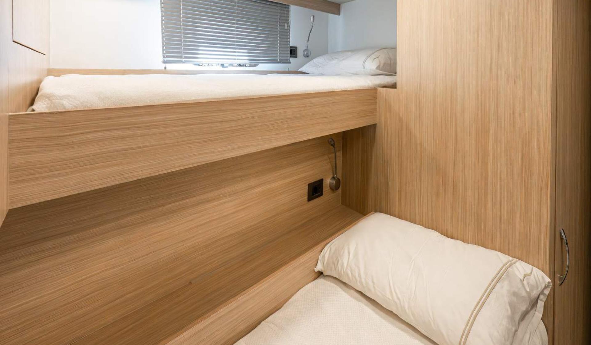 Numarine 30XP - Photo 49