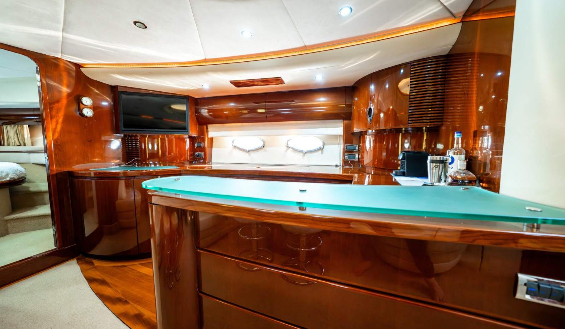 Princess V65 - Photo 15