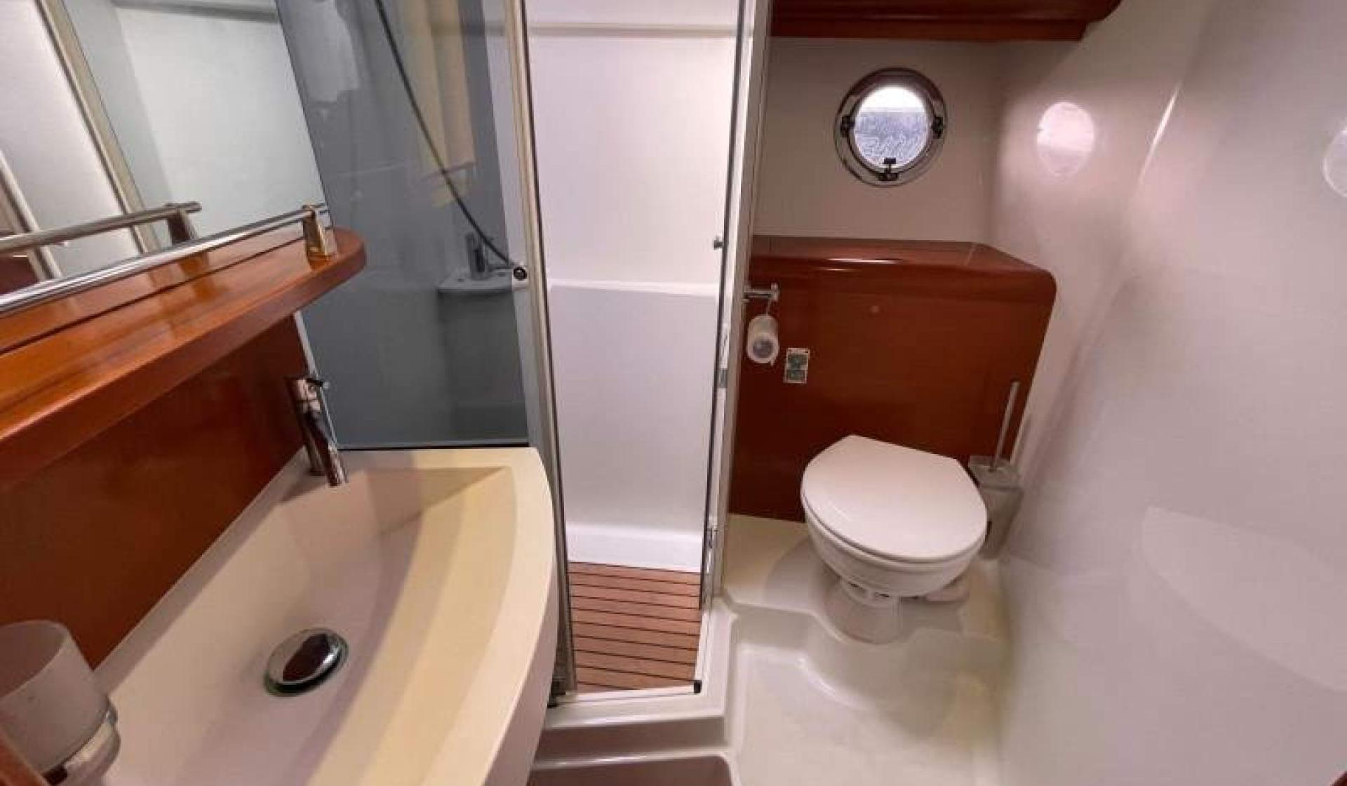 Beneteau Gran Turismo 44 - 2012 Model - Photo 15