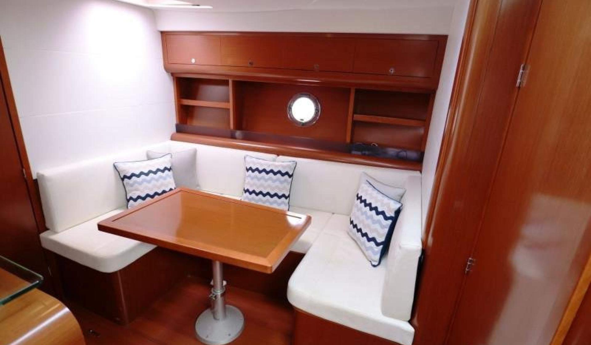 Beneteau Gran Turismo 44 - 2012 Model - Photo 10