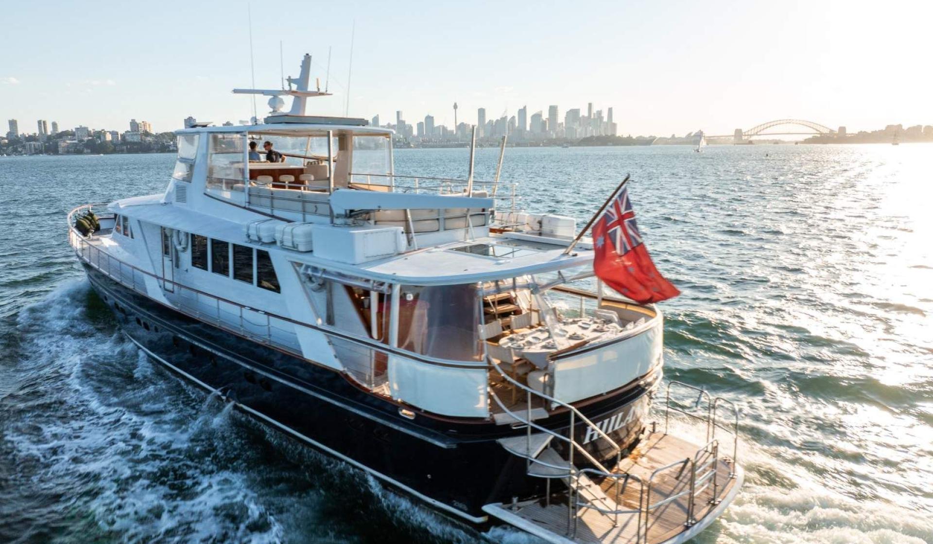 CRN Motor Yacht 95 Hiilani - Photo 6