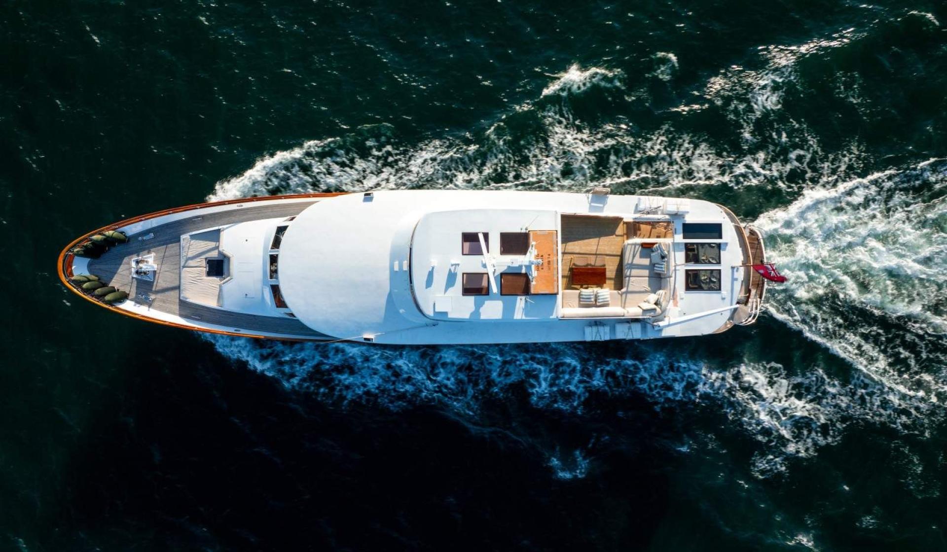 CRN Motor Yacht 95 Hiilani - Photo 7