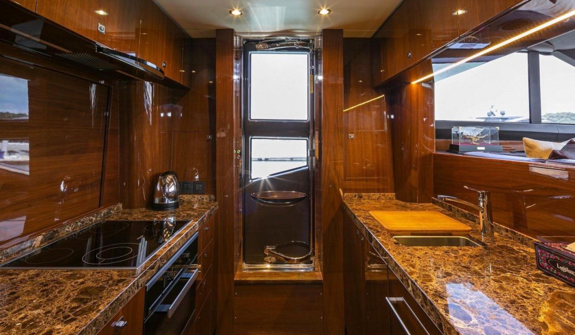 Princess P82 - Photo 32