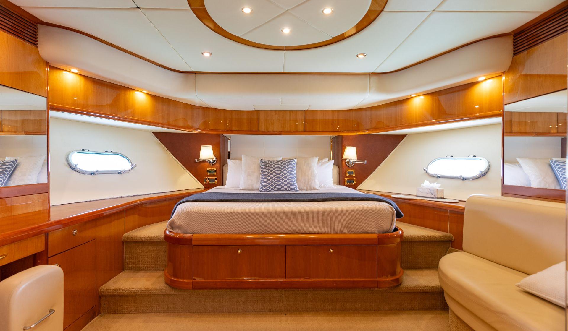 Sunseeker 94 - Photo 25