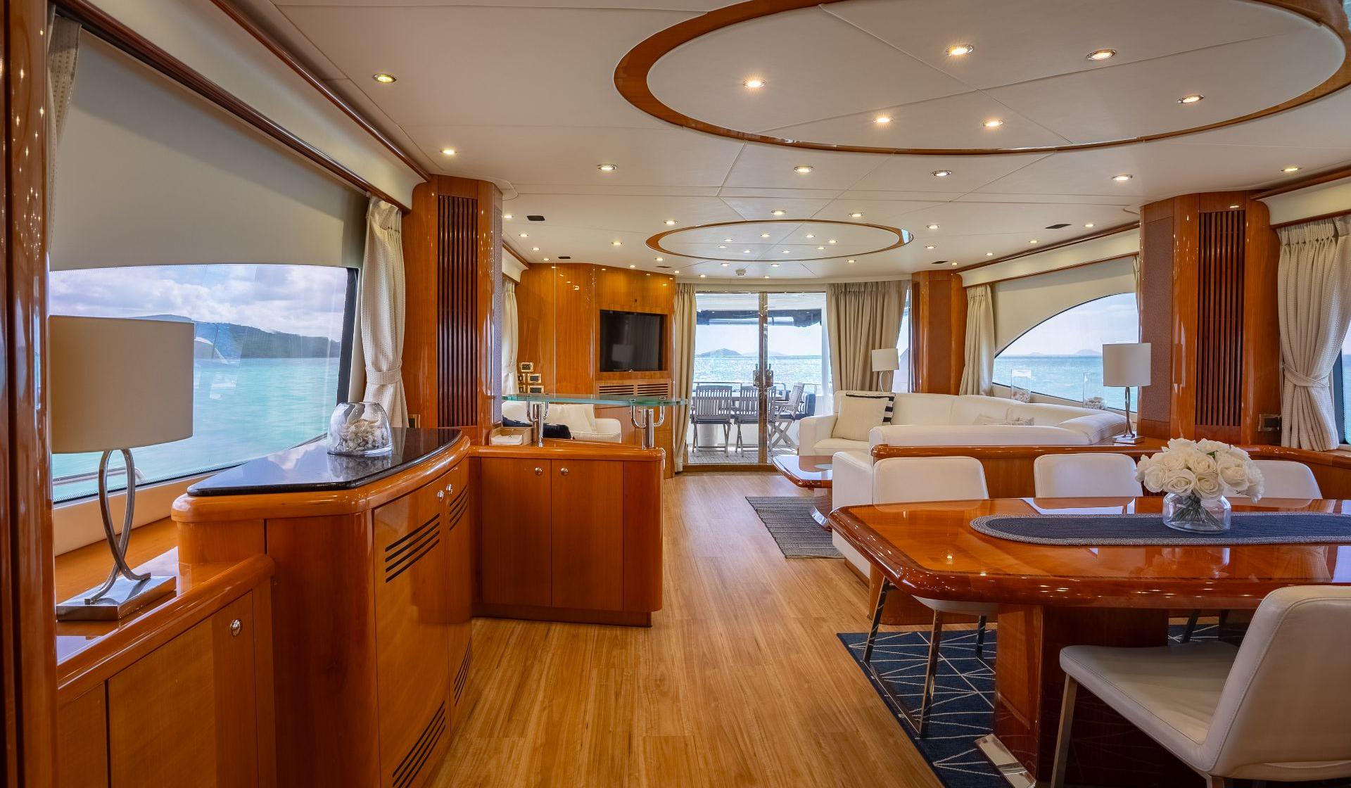 Sunseeker 94 - Photo 26