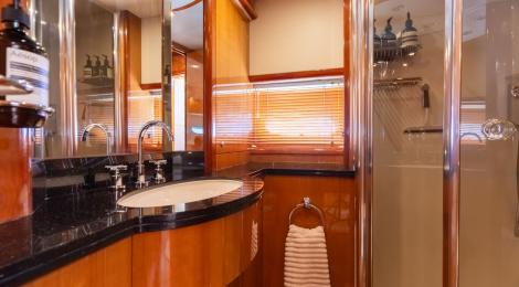 Sunseeker 94 - Thumbnail 42