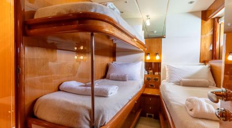 Sunseeker 94 - Thumbnail 42